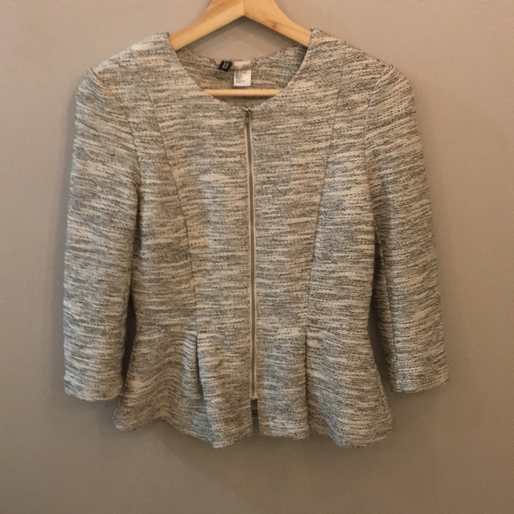 Grey jacket - Picture 1 of 3